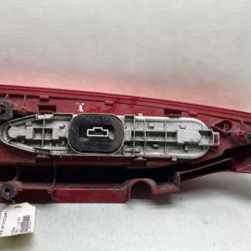 Feu arriere principal droit (feux) CITROEN BERLINGO 2 Photo n°2