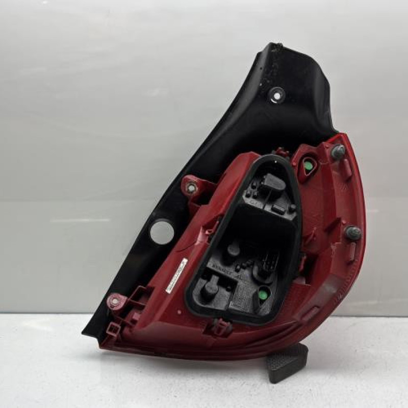 Feu arriere principal gauche (feux) RENAULT CLIO 3 Photo n°5