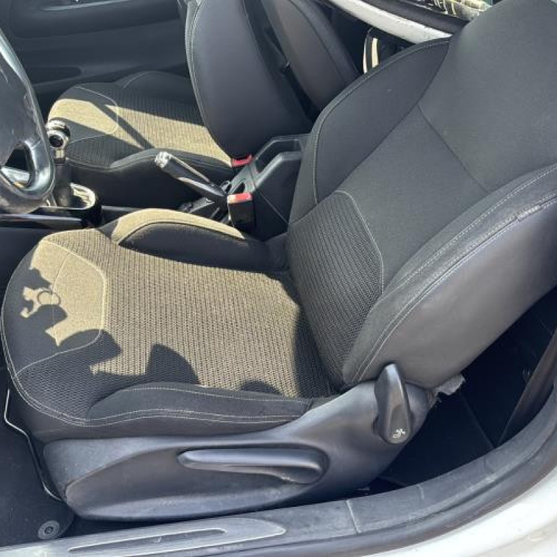 Compteur CITROEN DS3 Photo n°16