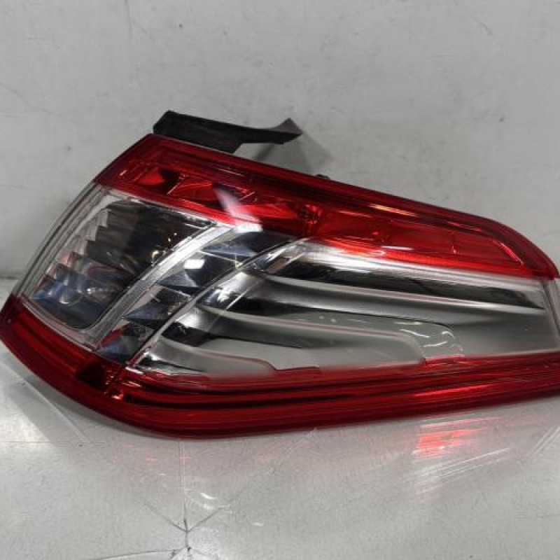 Feu arriere principal droit (feux) PEUGEOT 508 1 SW Photo n°5