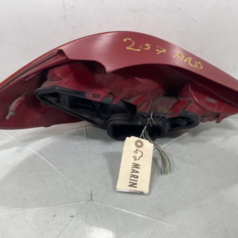 Feu arriere principal droit (feux) PEUGEOT 207 Photo n°4