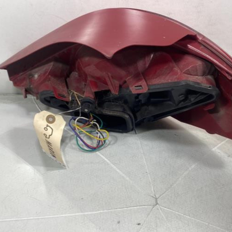 Feu arriere principal gauche (feux) PEUGEOT 207 Photo n°3