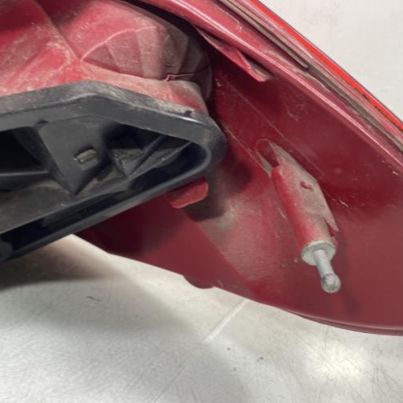 Feu arriere principal gauche (feux) PEUGEOT 207 Photo n°4