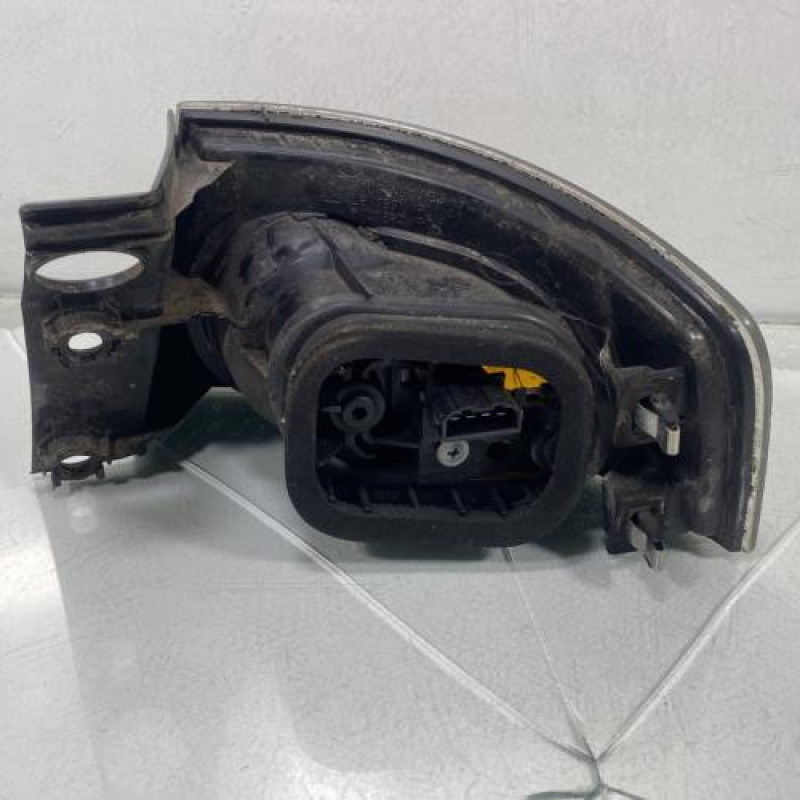 Feu arriere principal gauche (feux) SEAT IBIZA 3 Photo n°3