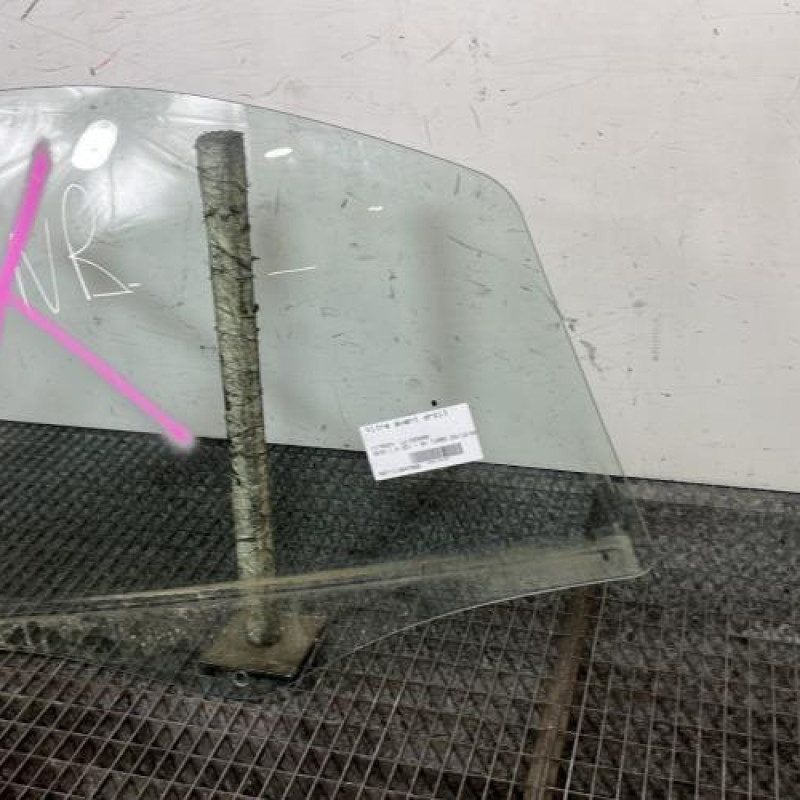 Vitre avant droit CITROEN NEMO Photo n°2