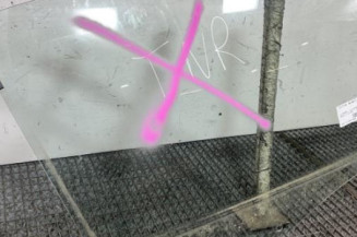 Vitre avant droit CITROEN NEMO