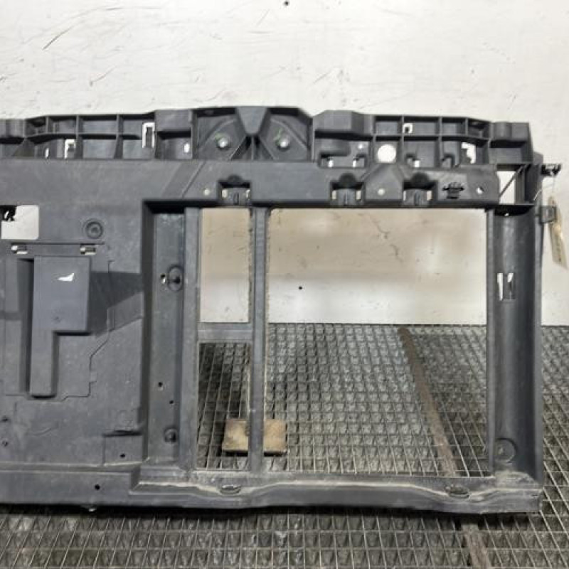 Face avant PEUGEOT 208 1 Photo n°1