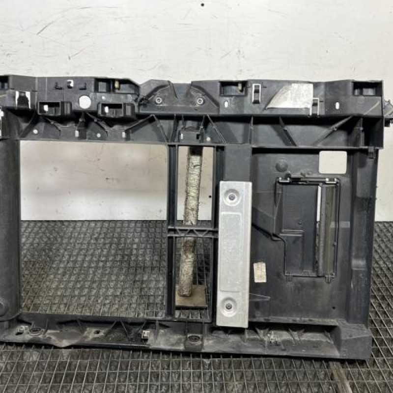 Face avant PEUGEOT 208 1 Photo n°4