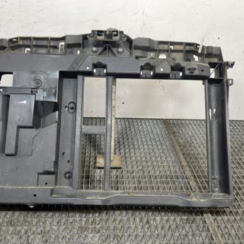 Face avant PEUGEOT 208 1 Photo n°1