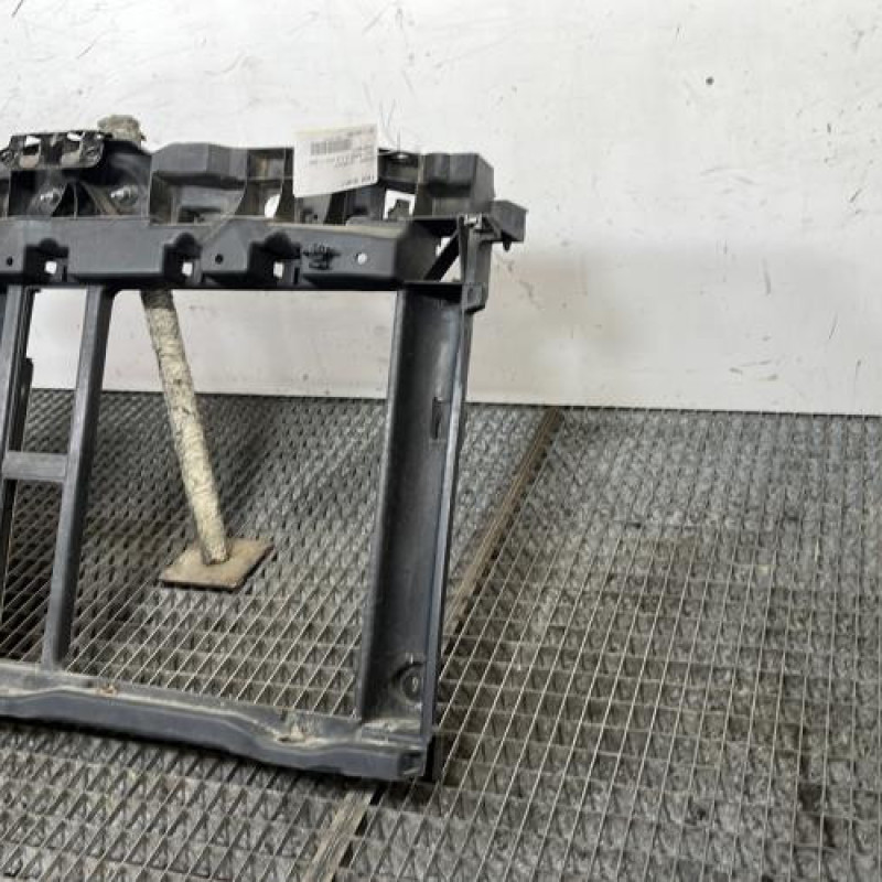 Face avant PEUGEOT 208 1 Photo n°3