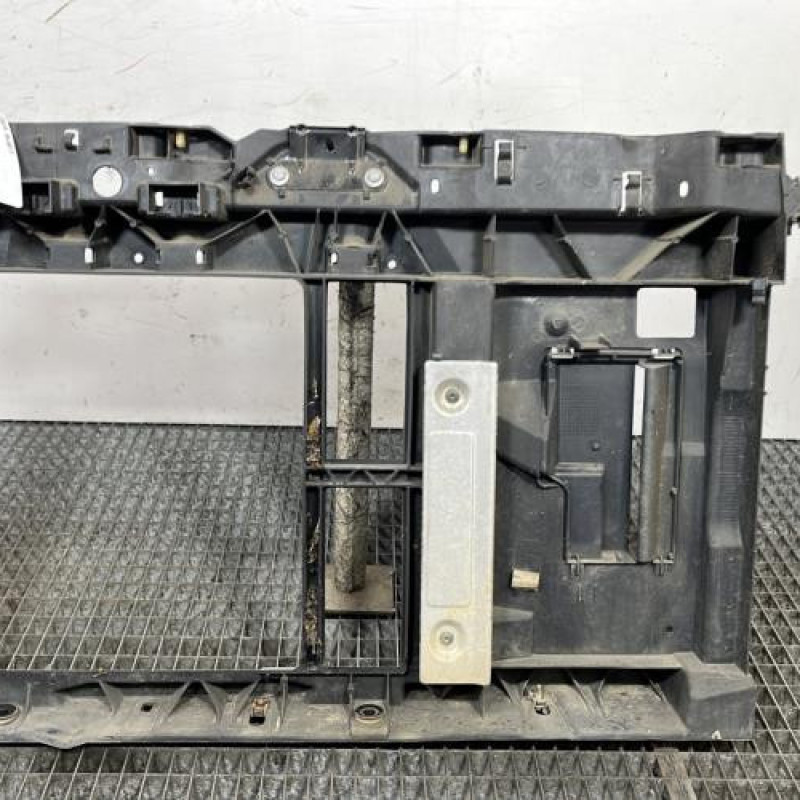 Face avant PEUGEOT 208 1 Photo n°4