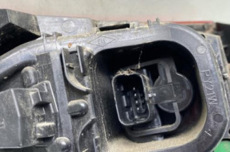 Feu arriere principal droit (feux) RENAULT CLIO 4