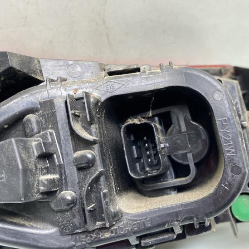 Feu arriere principal droit (feux) RENAULT CLIO 4 Photo n°3