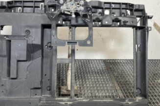 Face avant PEUGEOT 208 1 Photo n°1