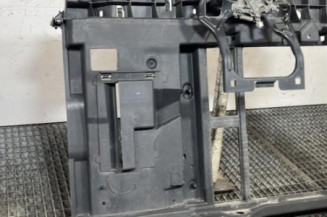 Face avant PEUGEOT 208 1