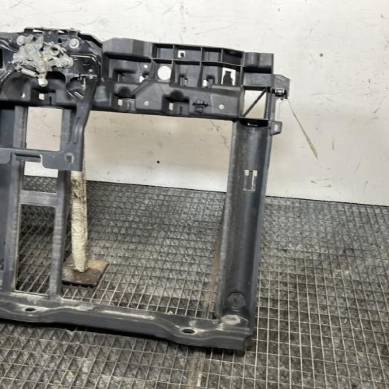 Face avant PEUGEOT 208 1 Photo n°3