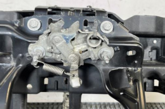 Face avant PEUGEOT 208 1