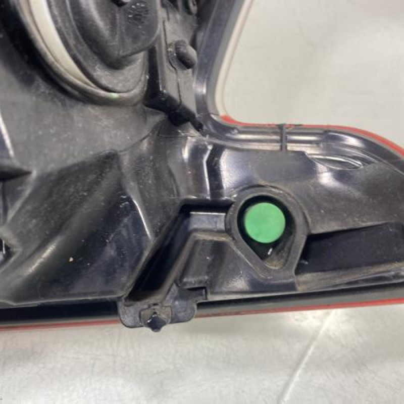 Feu arriere principal gauche (feux) PEUGEOT 308 2 Photo n°5