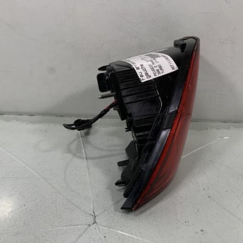 Feu arriere secondaire gauche (feux) PEUGEOT 308 2 Photo n°2