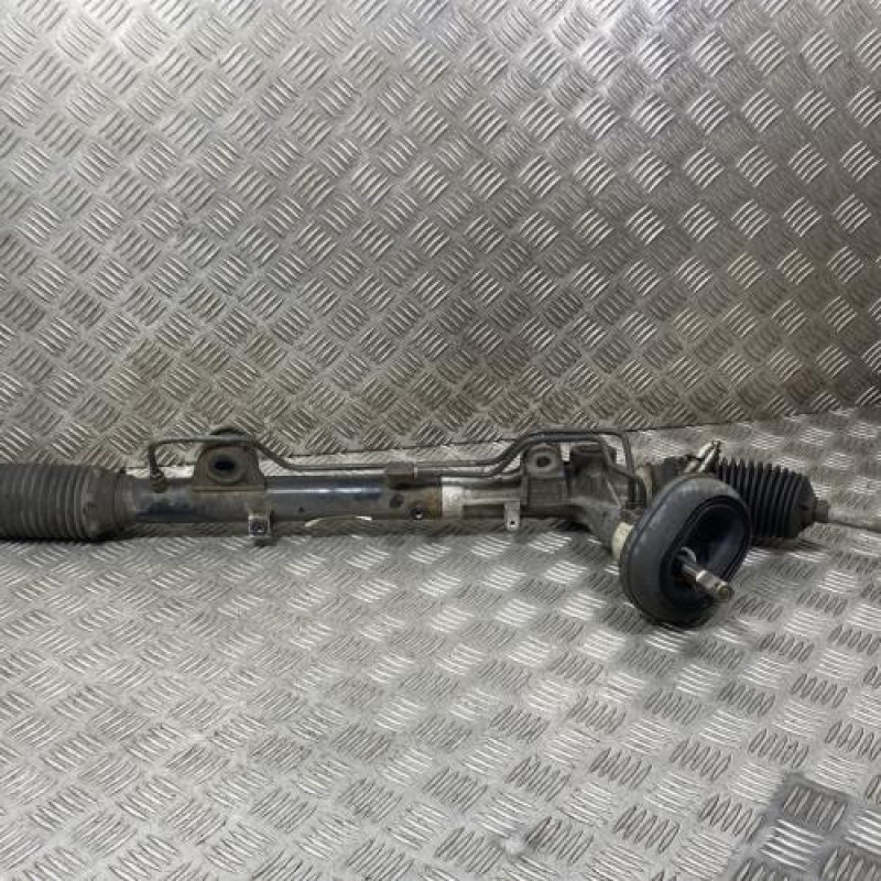 Cremaillere assistee DACIA DUSTER 1 Photo n°1