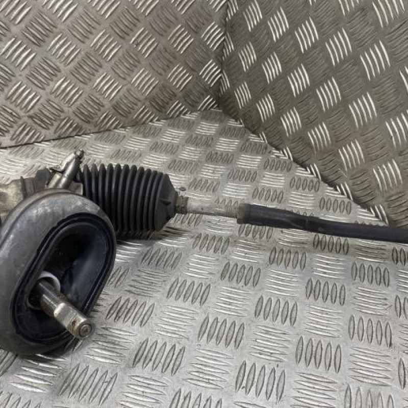 Cremaillere assistee DACIA DUSTER 1 Photo n°4