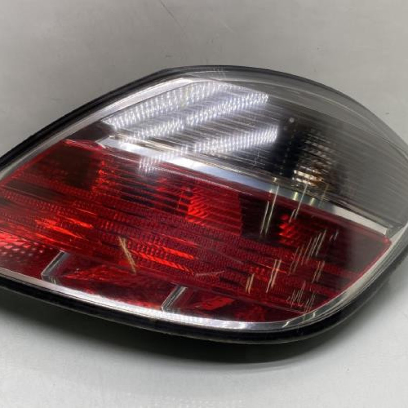 Feu arriere principal droit (feux) OPEL ASTRA H Photo n°1