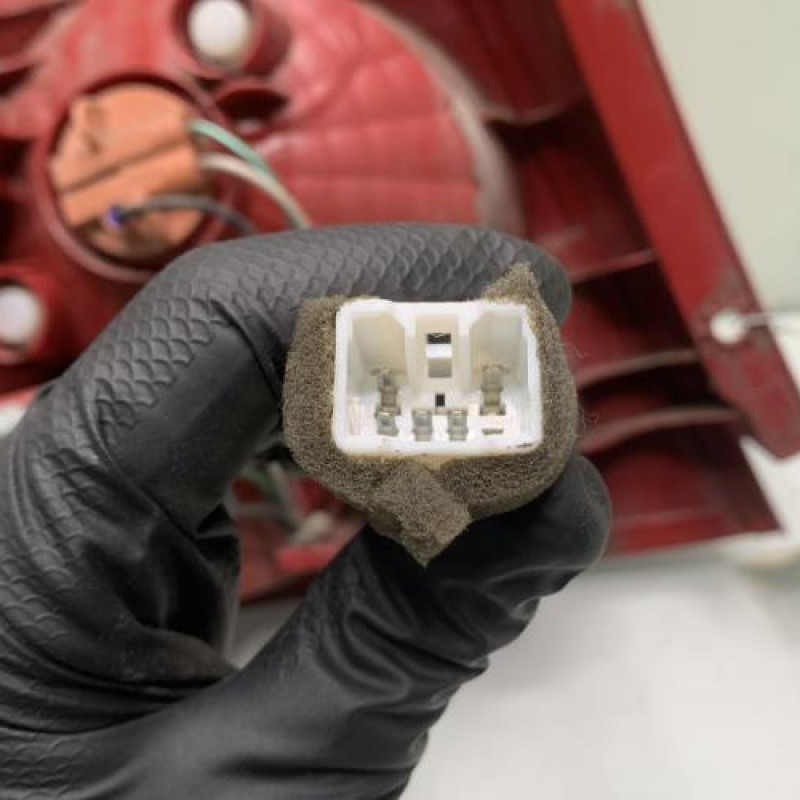 Feu arriere principal droit (feux) HYUNDAI GETZ Photo n°4