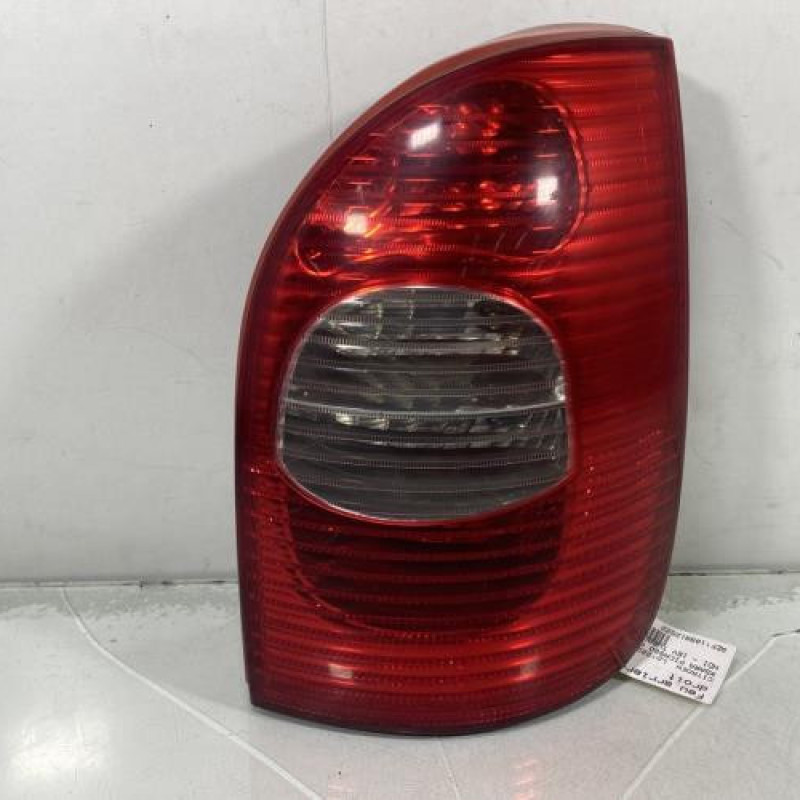 Feu arriere principal droit (feux) CITROEN XSARA PICASSO Photo n°1