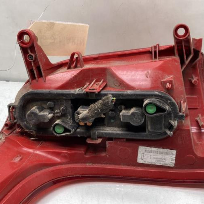 Feu arriere principal droit (feux) PEUGEOT 5008 1 Photo n°3