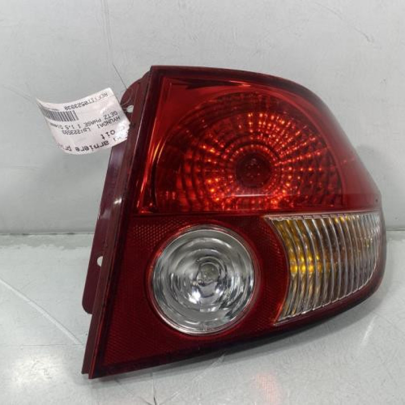 Feu arriere principal droit (feux) HYUNDAI GETZ Photo n°1
