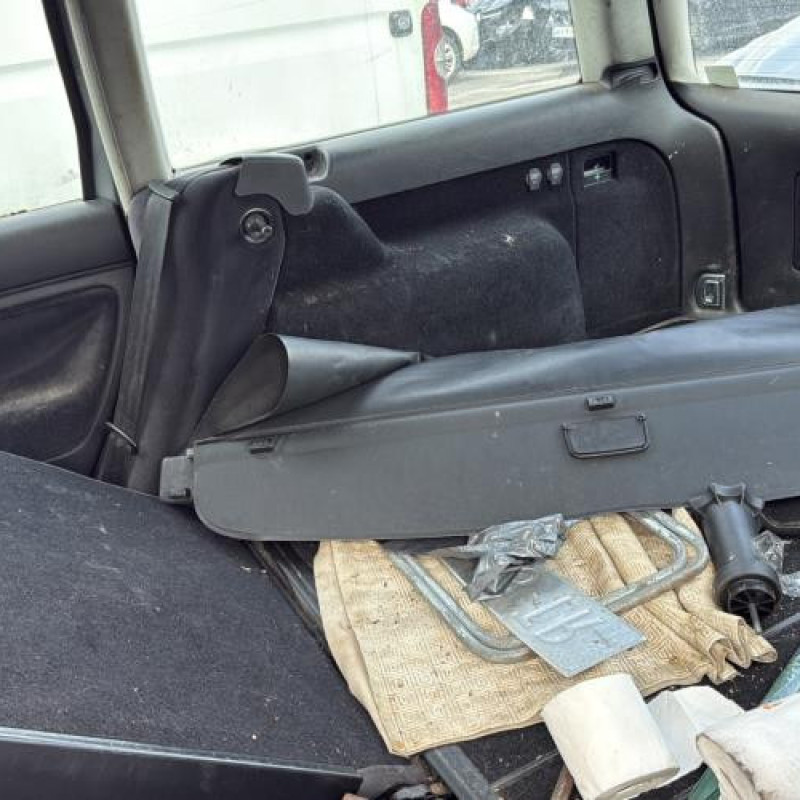 Face avant VOLKSWAGEN PASSAT 4 Photo n°20