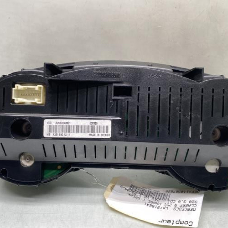 Compteur MERCEDES CLASSE R 251 Photo n°2