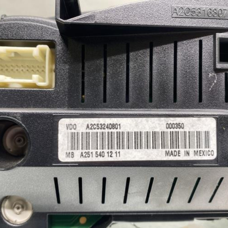 Compteur MERCEDES CLASSE R 251 Photo n°3