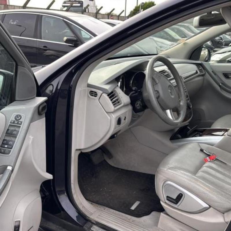 Compteur MERCEDES CLASSE R 251 Photo n°7