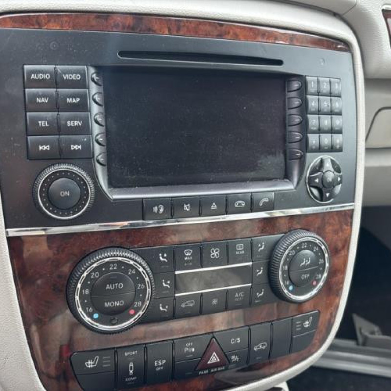 Compteur MERCEDES CLASSE R 251 Photo n°9