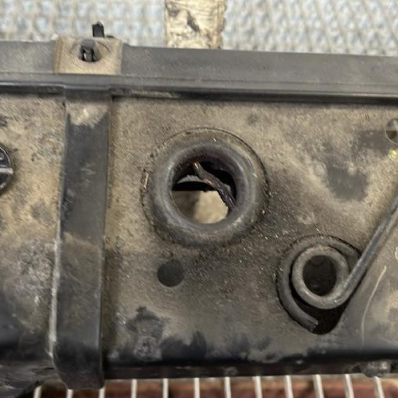 Face avant OPEL CORSA D Photo n°4