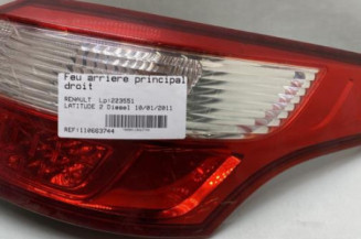 Feu arriere principal droit (feux) RENAULT LATITUDE Photo n°1