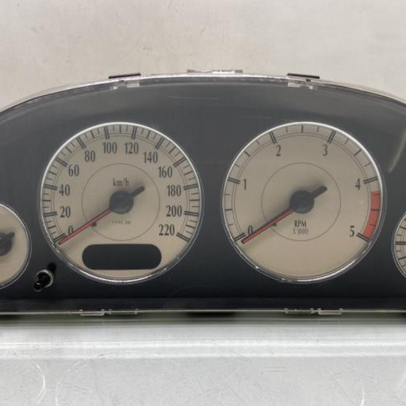 Compteur CHRYSLER VOYAGER 4 Photo n°1