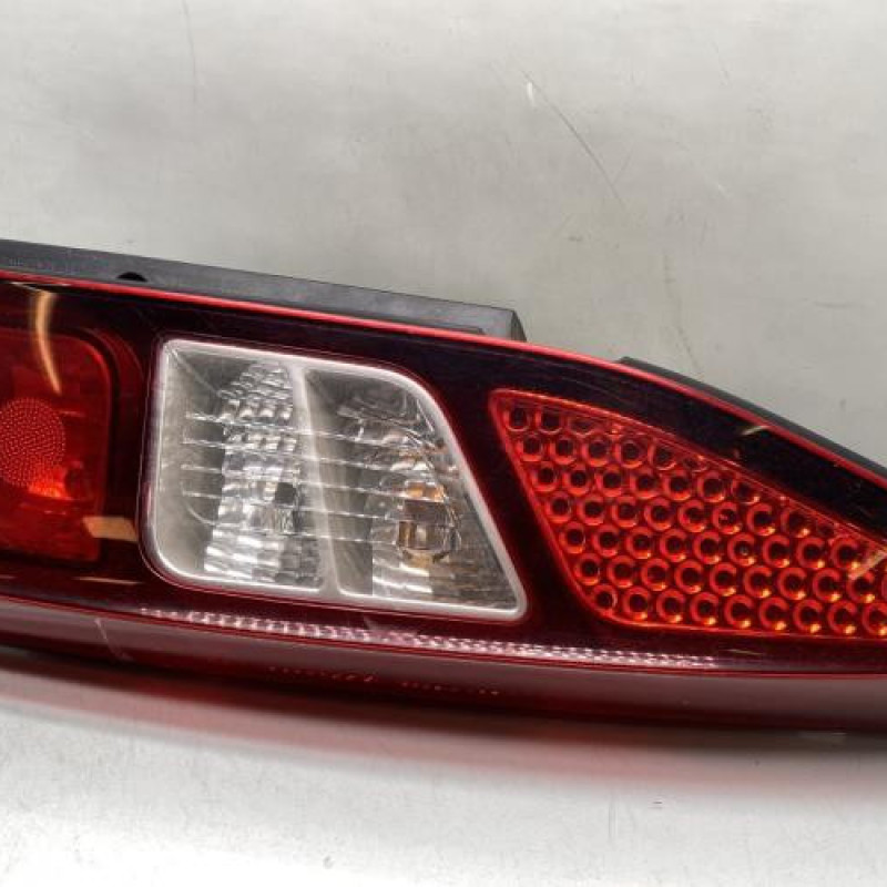 Feu arriere principal droit (feux) PEUGEOT PARTNER 2 Photo n°1