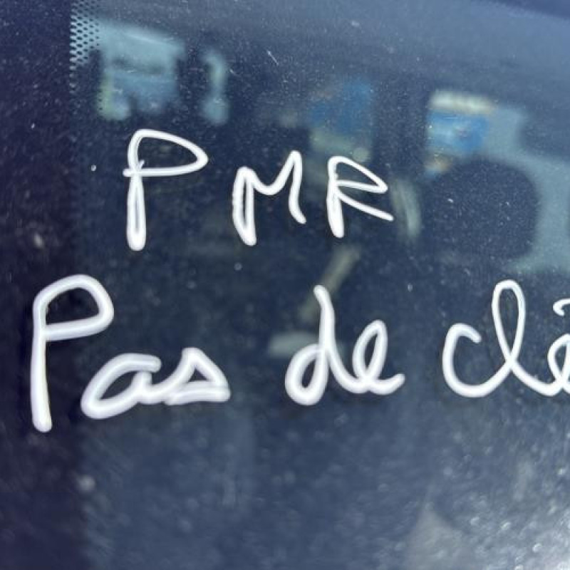 Feu arriere principal droit (feux) PEUGEOT PARTNER 2 Photo n°16