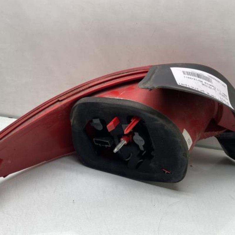 Feu arriere principal droit (feux) PEUGEOT 206+ Photo n°2