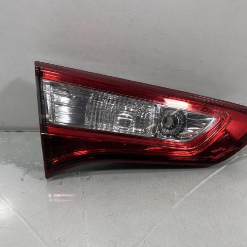 Feu arriere secondaire gauche (feux) TOYOTA YARIS 3 Photo n°1