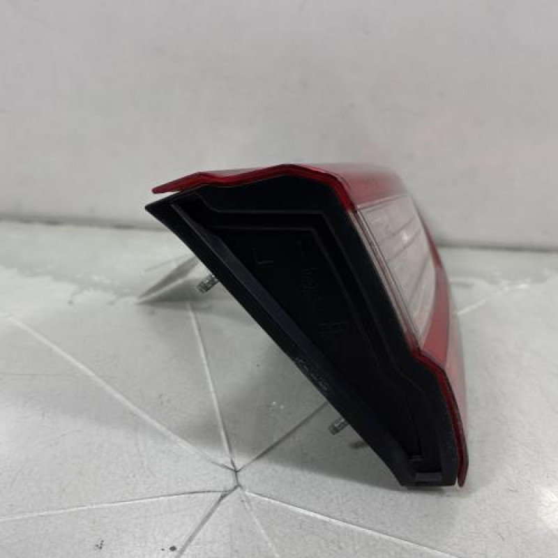 Feu arriere secondaire gauche (feux) TOYOTA YARIS 3 Photo n°2