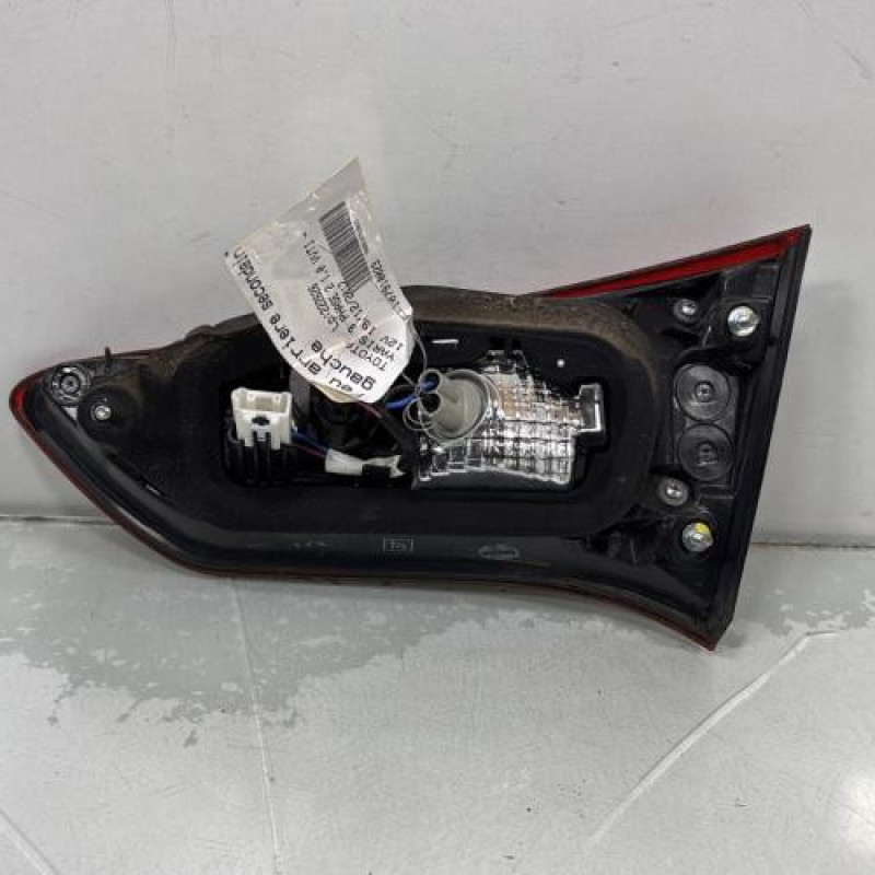 Feu arriere secondaire gauche (feux) TOYOTA YARIS 3 Photo n°3