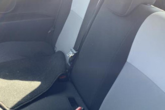 Feu arriere secondaire gauche (feux) TOYOTA YARIS 3