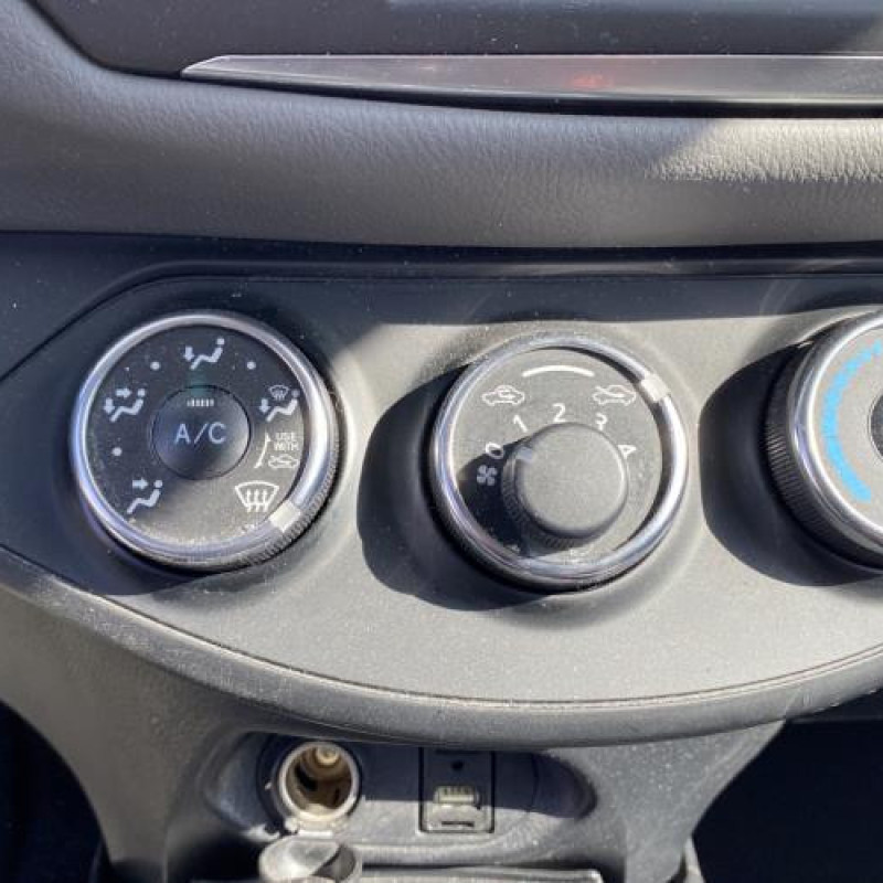 Commodo phare TOYOTA YARIS 3 Photo n°20