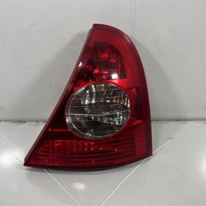 Feu arriere principal droit (feux) RENAULT CLIO 2 CAMPUS Photo n°1