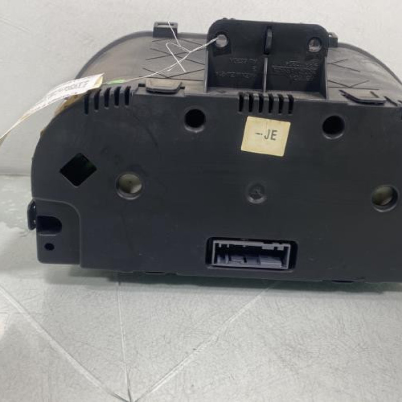 Compteur FORD FIESTA 5 Photo n°3