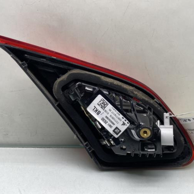 Feu arriere secondaire droit (feux) OPEL CORSA E Photo n°2