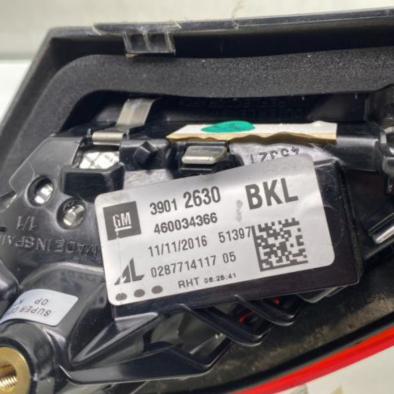 Feu arriere secondaire droit (feux) OPEL CORSA E Photo n°3